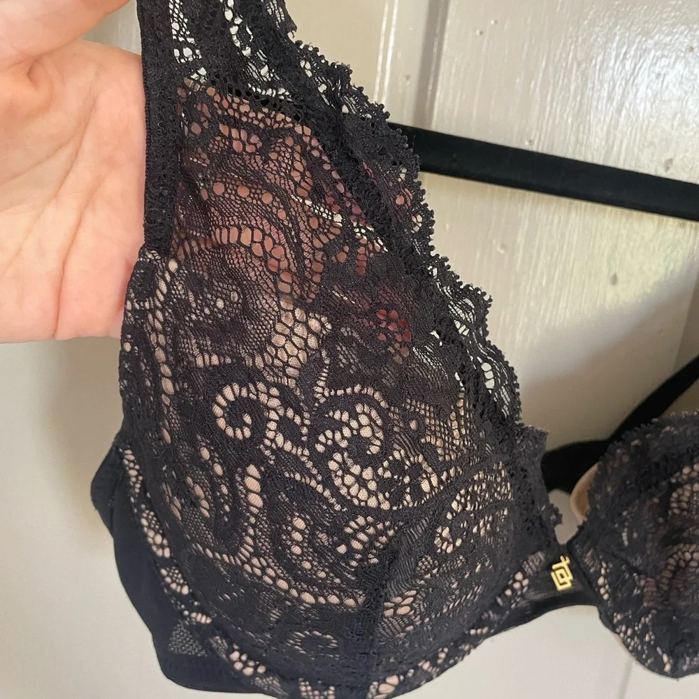 ThirdLove Black Lace Plunge Bra Sexy Cute Adjustable Straps Full Coverage NWOT